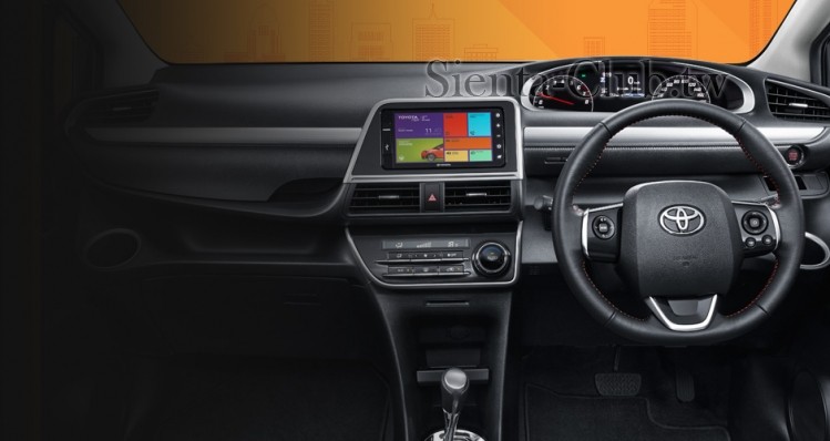 interior_01-sienta.jpg