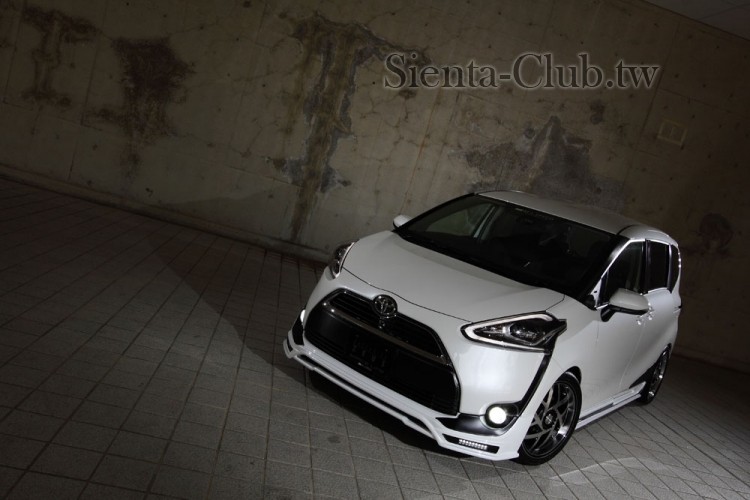 img-sienta-004.jpg