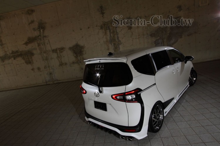 img-sienta-009.jpg