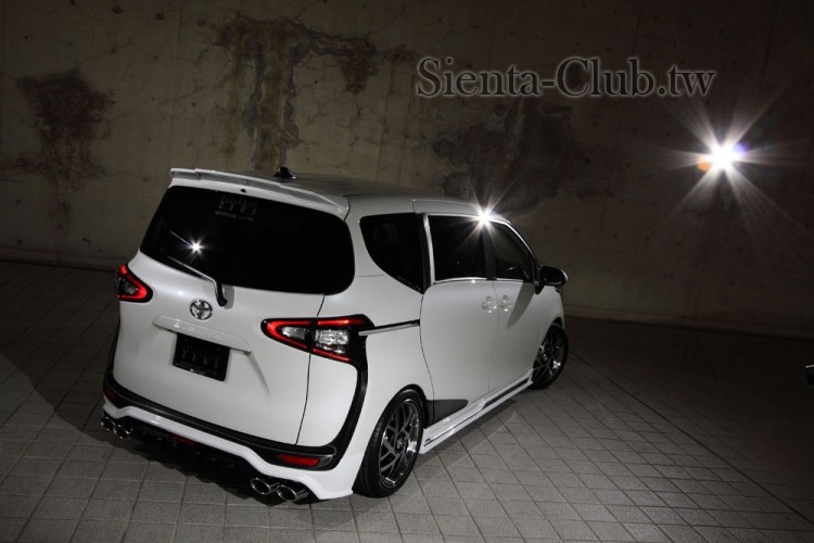 img-sienta-010.jpg